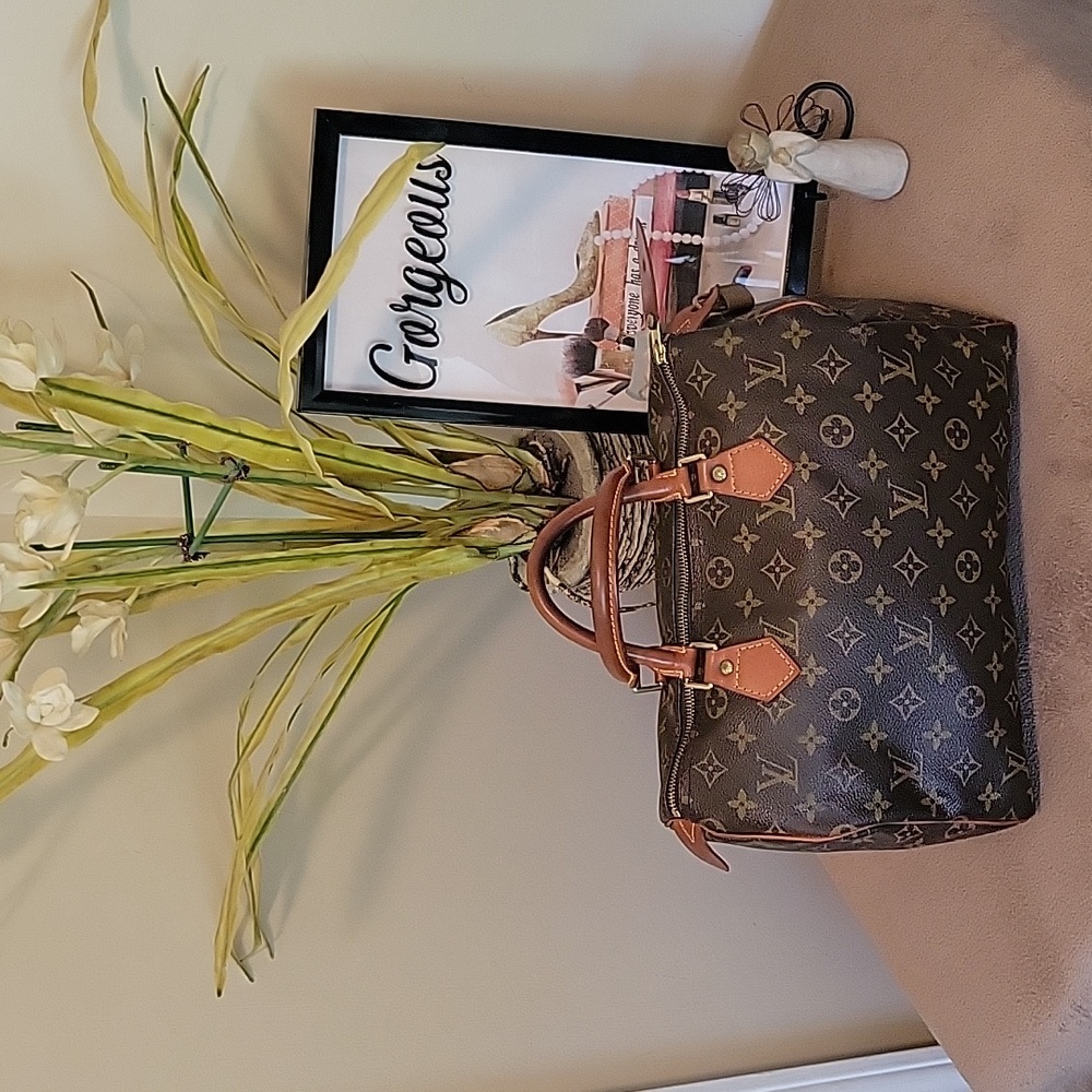 Vintage Louis Vuitton Speedy 30
